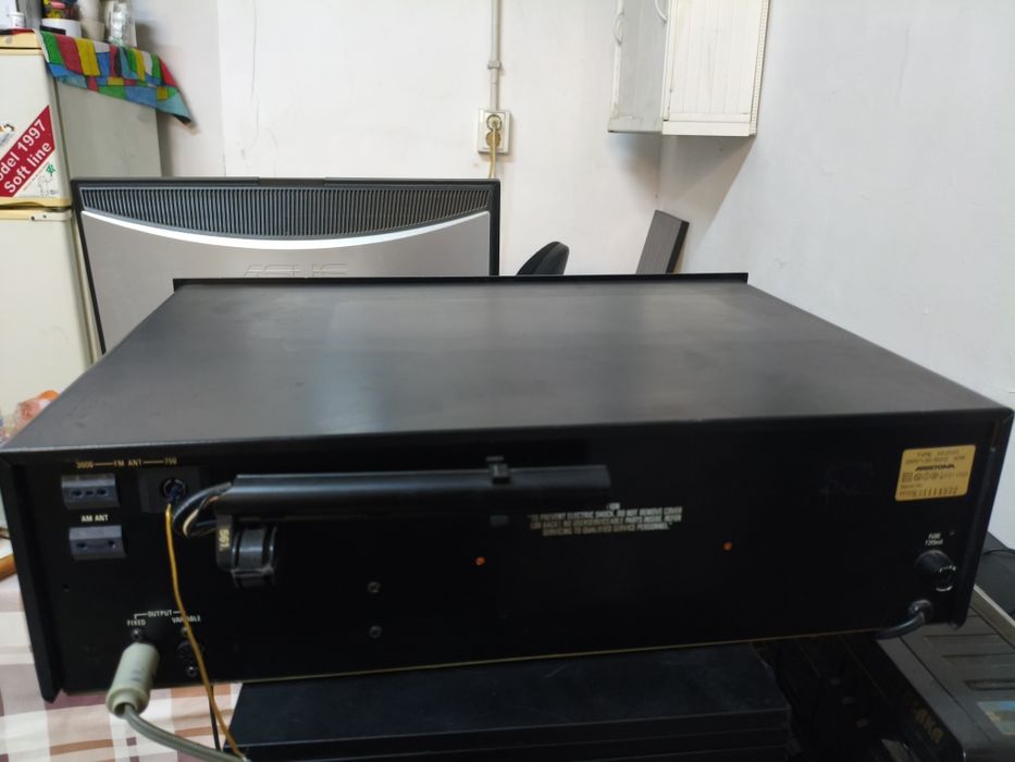 Tuner radio Aristona AR 2000