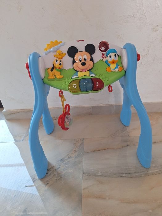 Bara de activități pentru bebe