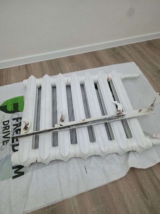 Продам радиаторы б/у чугун