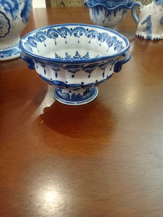 салатники разные Гжель