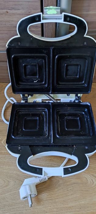 Сандвичница -тостер