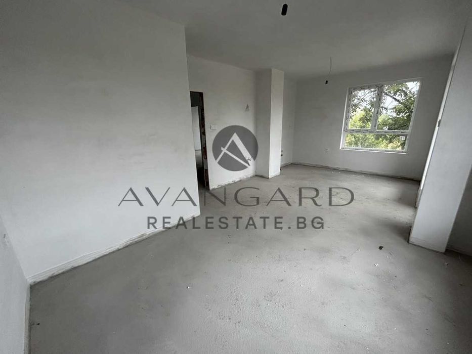 Продава се Тристаен апартамент в Пловдив, Кючук Париж - 99 кв.м за 1223 €/кв.м - Снимка #1