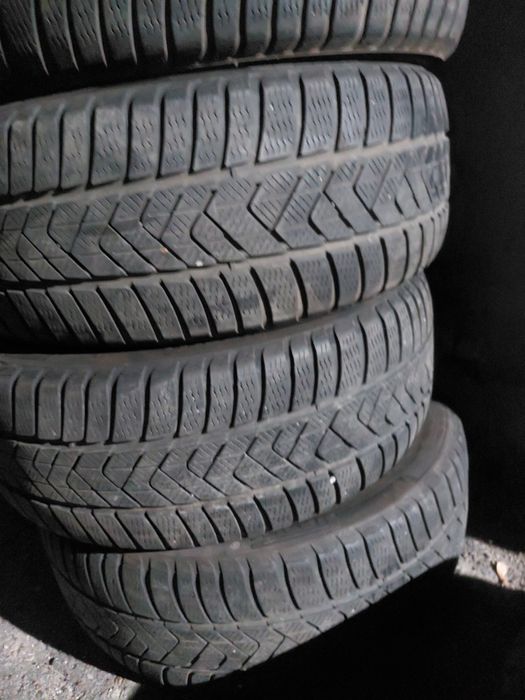 225/45/18" pirelli 4бр.гуми