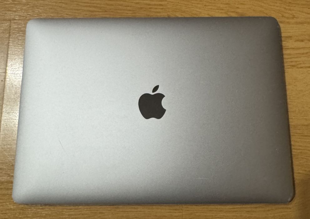 Macbook Pro 2020 с touchbar