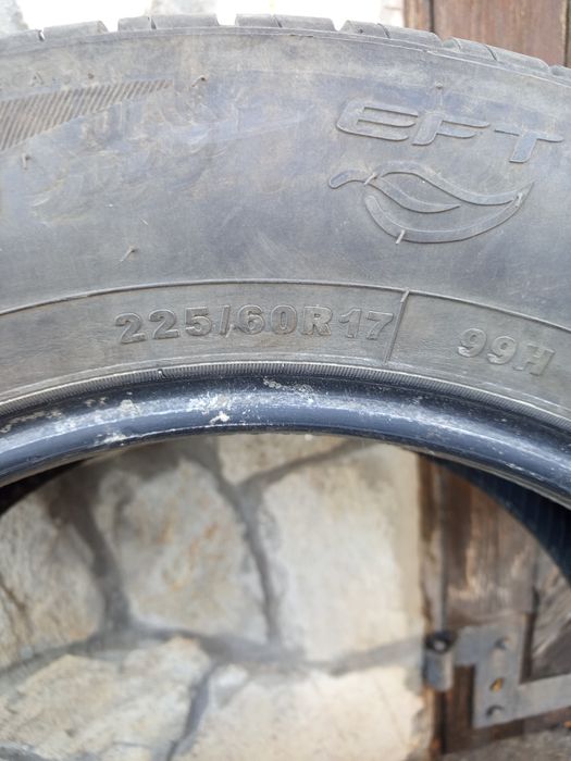 Все сезонни гуми 215/60/17