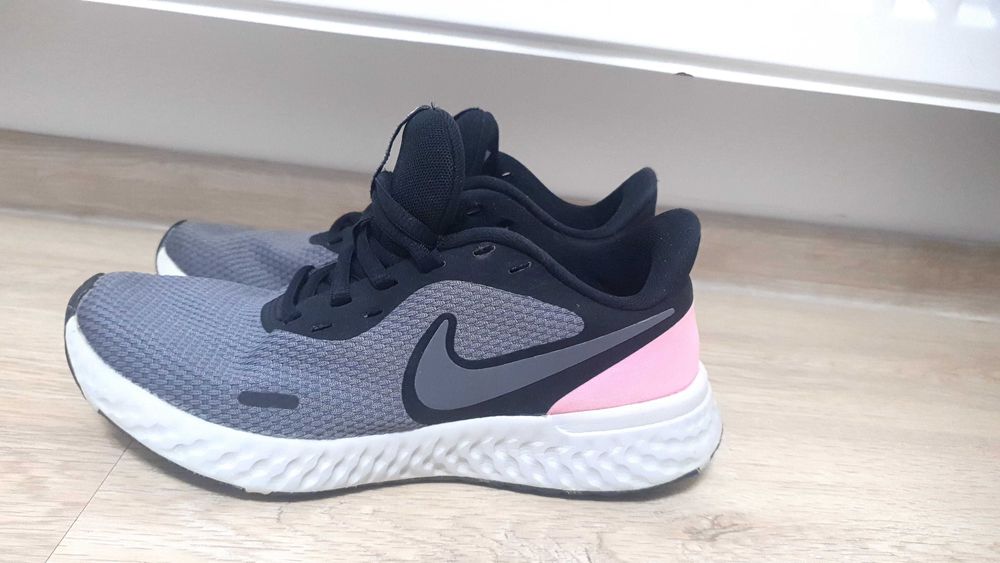 Дамски обувки - Nike