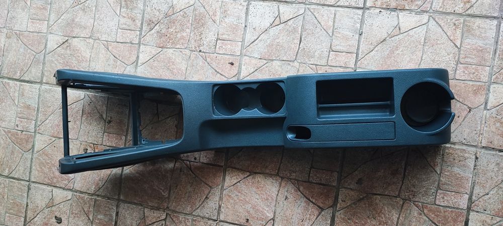 Consola centrala Golf 5