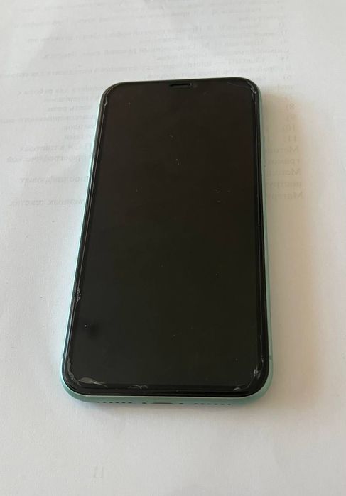 Iphone 11,128gb  .