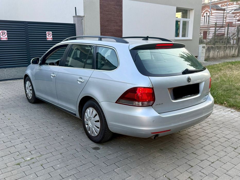 VOLKSWAGEN Golf 2012 — imagine 4