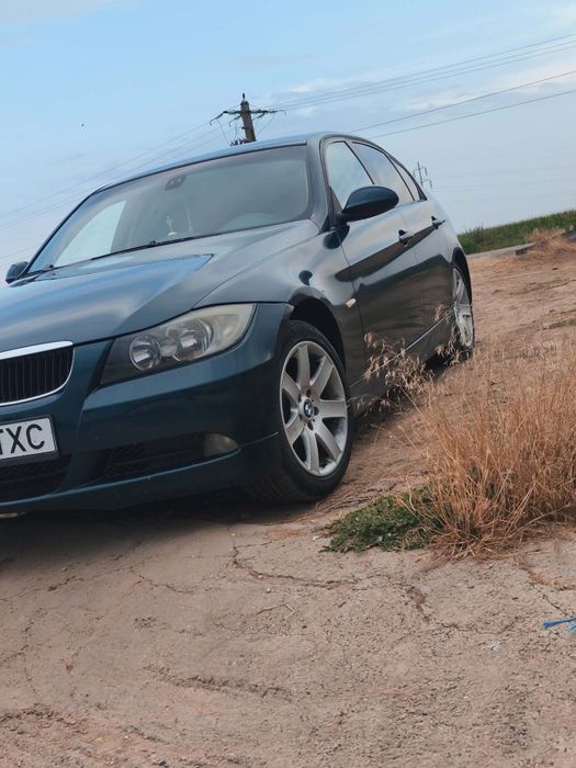 Vând BMW e 90 2008