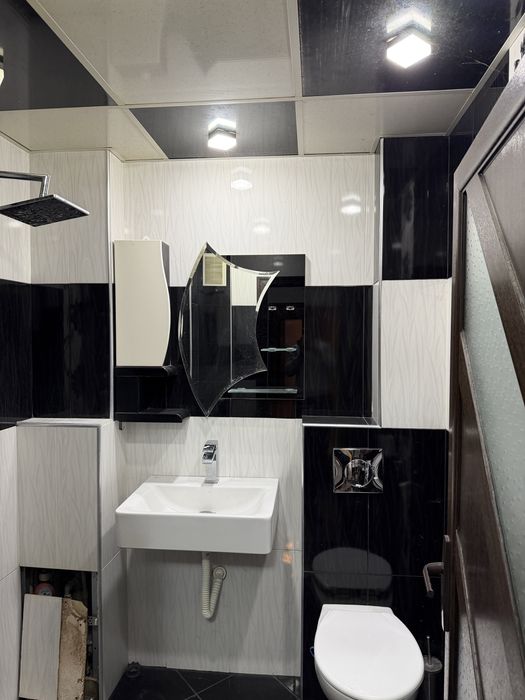 Двустаен апартамент в кв.Родина 1 до у-ще Олимпи Панов