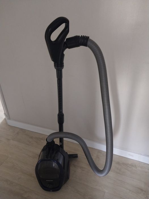 Продам пылесос самсунг
