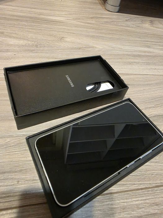 Samsung S24 5G 8GB