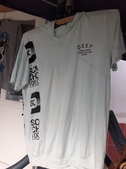 Tricou bărbaţi mânecă scurtă, cu glugă