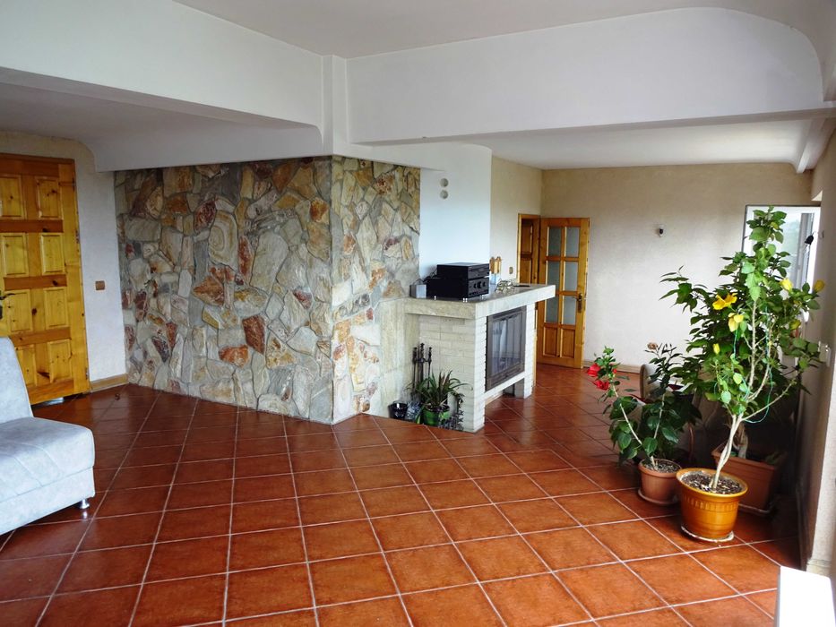 Продава се Къща в Варна, м-т Евксиноград - 580 кв.м за 1190 €/кв.м - Снимка #3