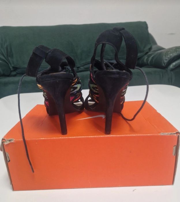 Sandale Bershka, marimea 39