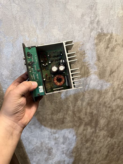 Усилетель на саб