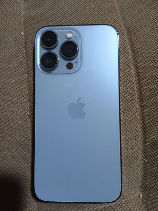 Iphone 13 pro blue