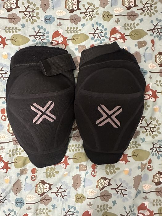 Genunchiere/ Cotiere Fuse