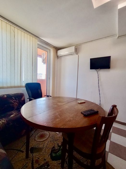 Продава се Двустаен апартамент в Велико Търново, Акация - 50 кв.м за 735 €/кв.м - Снимка #1