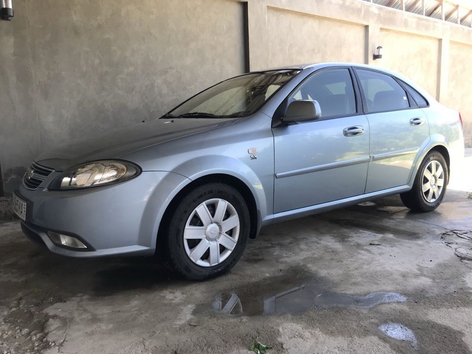 Продам автомобиль Gentra