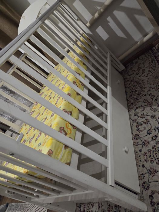 Срочно продам манеж Недорого!