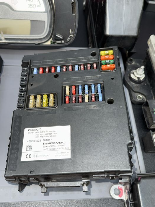 За Smart Fortwo 451 (ECU/SAM)