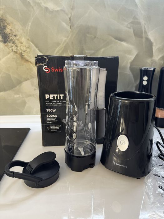 Blender 2 in 1 cu pahar