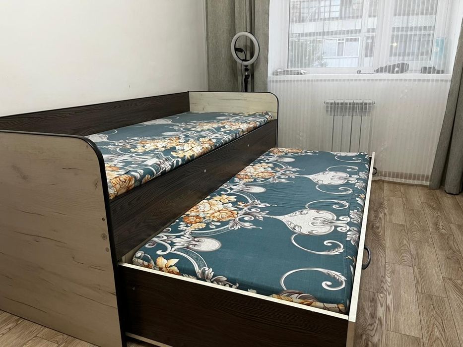Продам Кровать и Тв Тумба