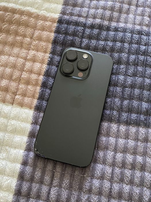 Iphone 16 pro / 128 gb / esim