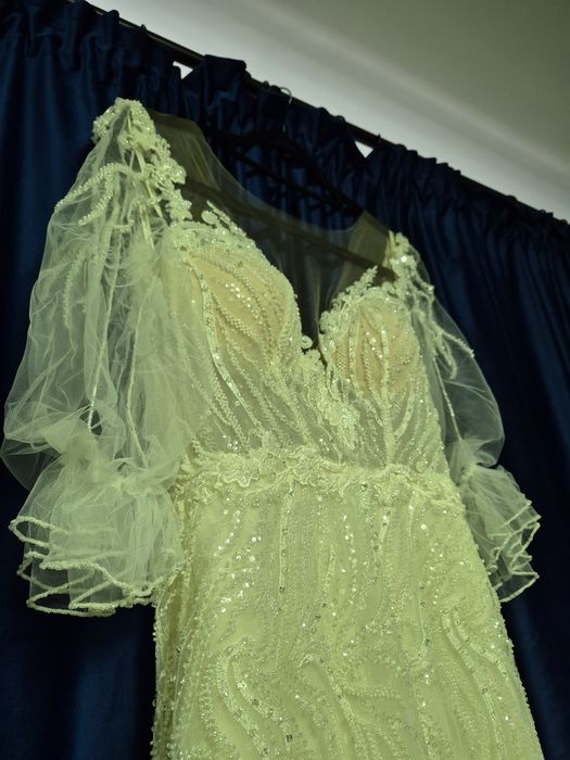 Vand rochie de mireasa Maya Fashion