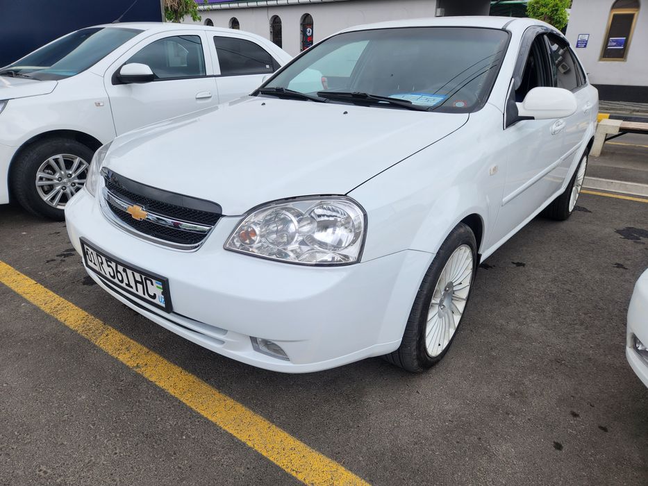 Lasettiy 2011 yil arenda nasiya savdo bo'lib to'lash  boshiga 1000