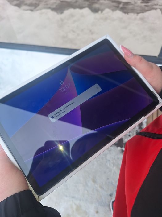 Vand tableta m10 plus  pret 550 lei