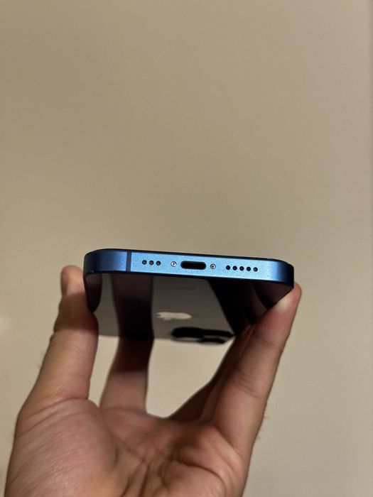 Iphone 13. 128гб. АКБ 100%.