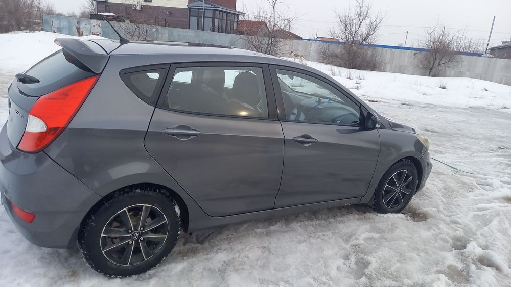 Продам хендай акцент,
