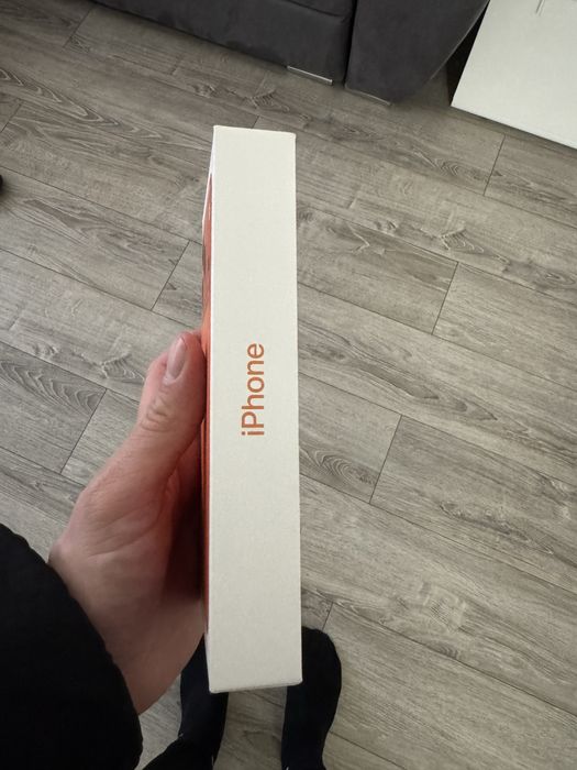 iPhone 17 pro max ORANGE 256GB