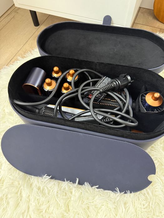 Dyson airwrap complete