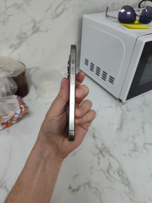 Iphone 15 Pro продам