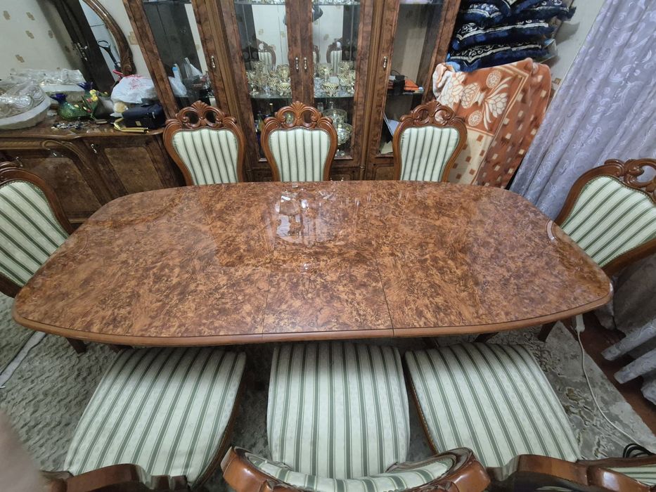 СРОЧНО ИТАЛЬЯНСКИЙ стол стул сотилади