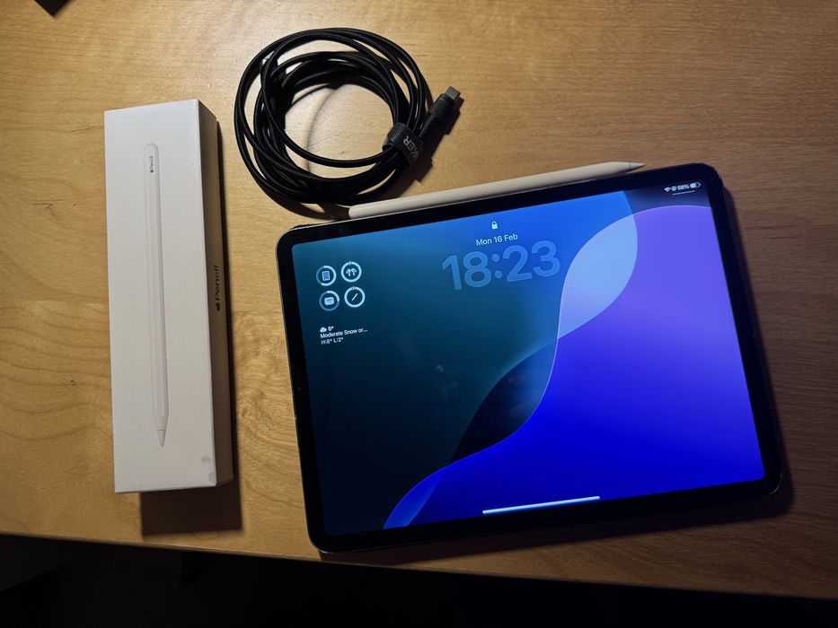 Ipad Pro 11 Gen 2 (2020) 128GB + Apple Pencil 2