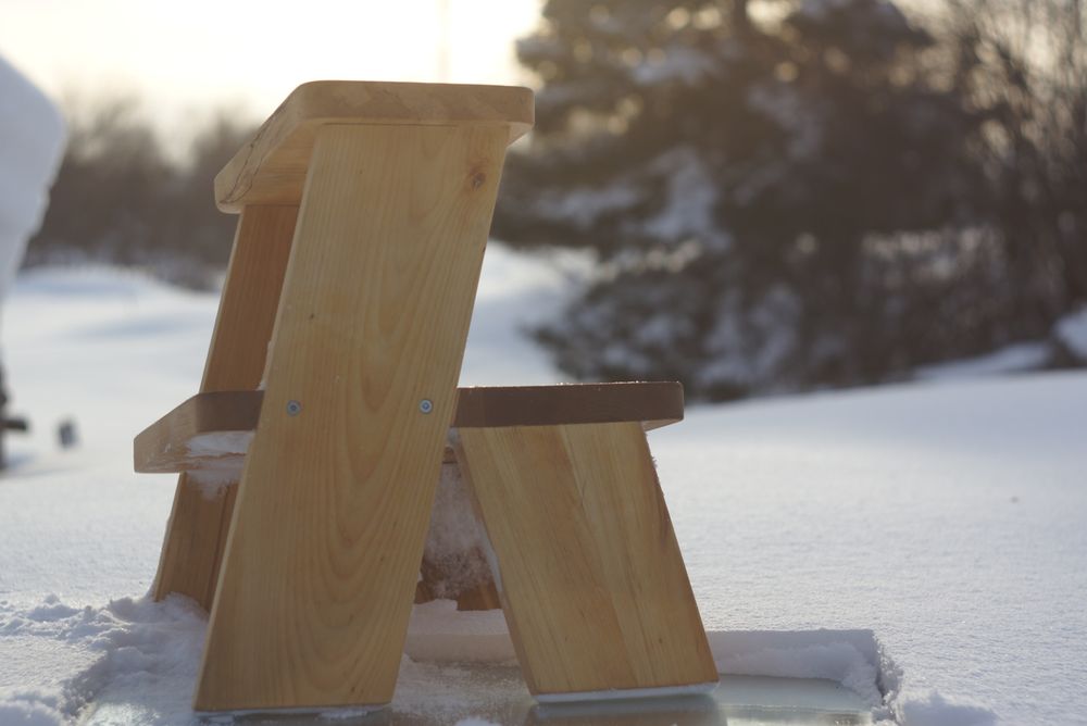 Стул стремянка из массива дерева