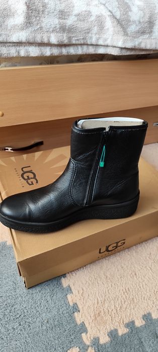 Продам кожаные сапоги