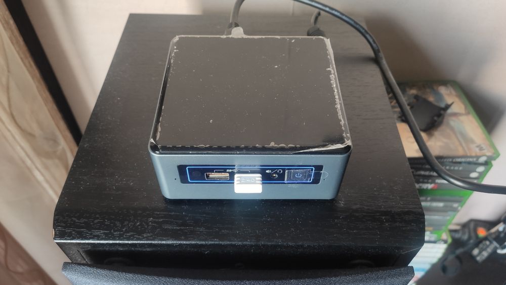 Мини компютър / Mini PC
