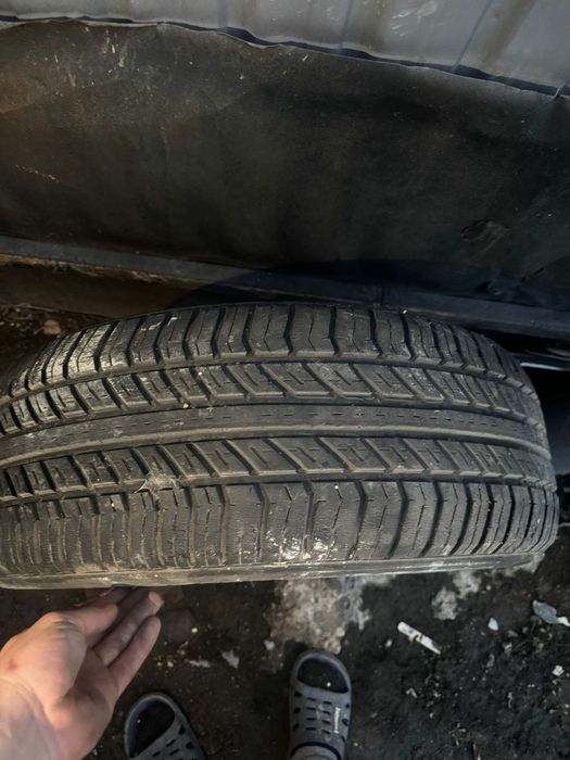 Продам резину в хорошем состоянии