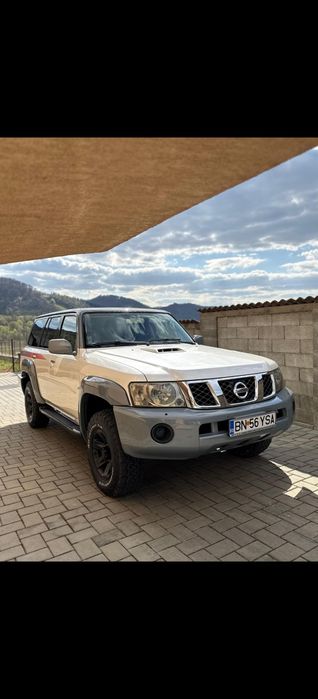 Vând Nissan Patrol 3.0 comorail 2009