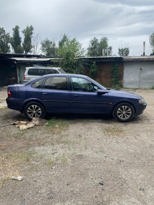 Opel vectra b 2.5 вектра б