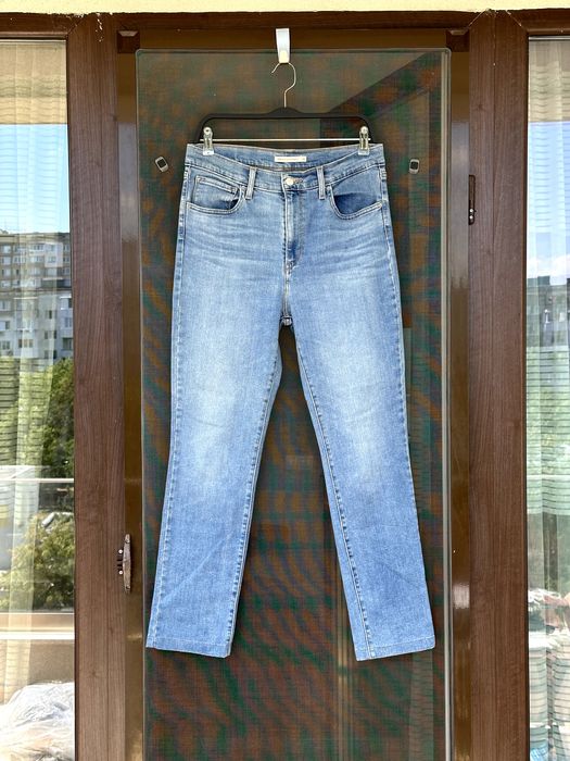 Дамски дънки Levi's (724 High Rise Straight) - размер W31, Отлично състояние