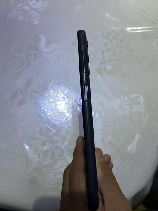 Продам Samsung Galaxy A13