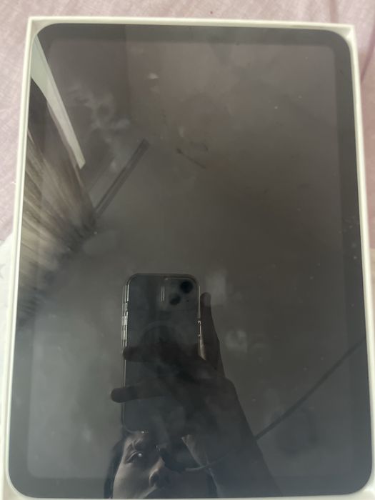 Ipad 10 состояние хорошее не идеал