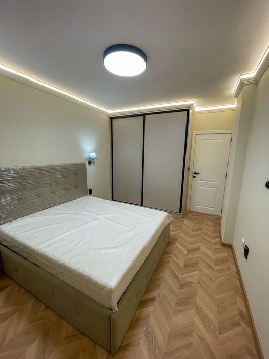 Продава се Двустаен апартамент в Пловдив, Сточна гара - 74 кв.м за 1000 €/кв.м - Снимка #6